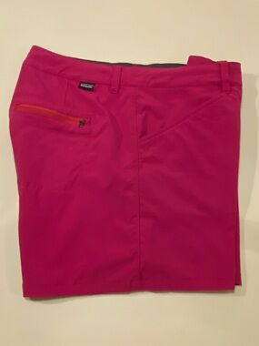Patagonia Women’s Quandary Shorts.   Ginger Berry size 8.